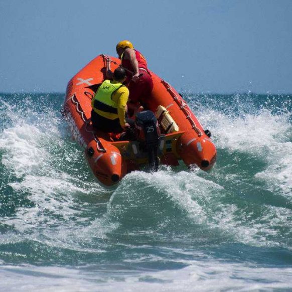 Führung in DLRG Ortsgruppen Führung in der Wasserrettung des DLRG