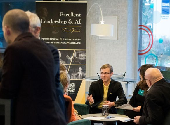 Keynote Speaker und Seminarveranstalter Tim Glück