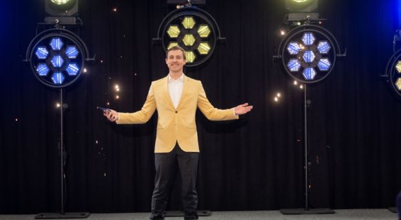 speakers motivational with motivations speaker